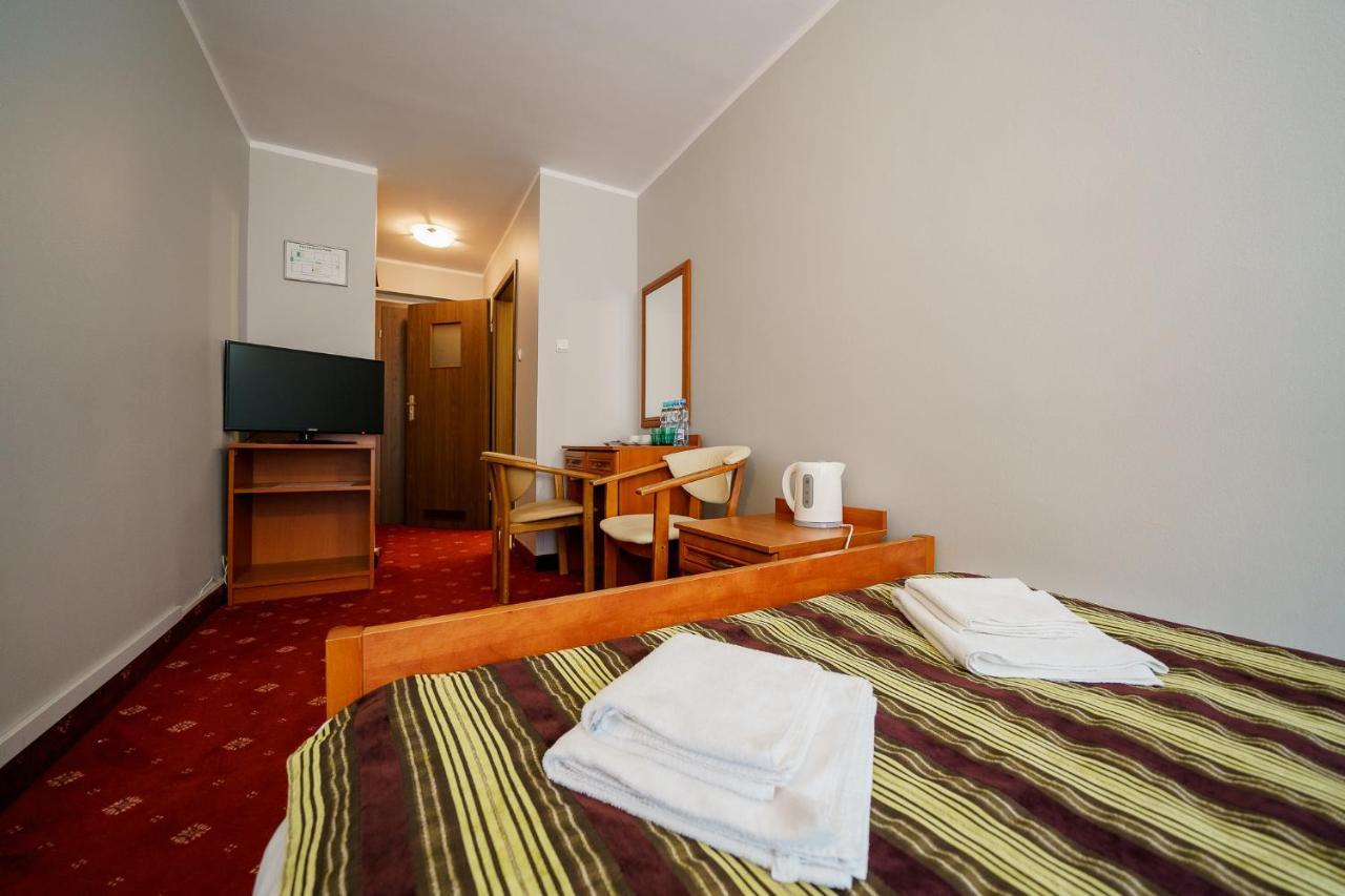 Promenada Zegrze Hotel Bialobrzegi  Exterior photo